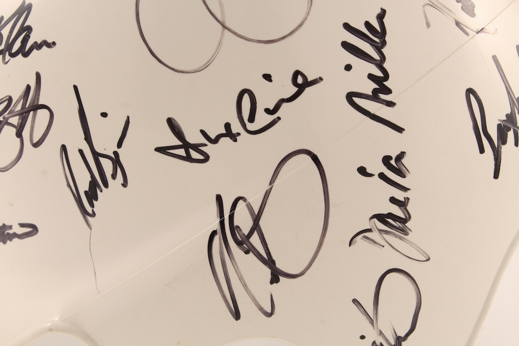 2001 Diamondbacks Full-Size Batting Helmet Team-Signed by (41) with Randy Johnson, Luis Gonzalez, Mike Morgan, Matt Williams, Craig Counsell, Steve Finley, Mark Grace (Beckett) at PristineAuction.com 2001 Diamondbacks Full-Size Batting Helmet Team-Signed by (41) with Randy Johnson, Luis Gonzalez, Mike Morgan, Matt Williams, Craig Counsell, Steve Finley, Mark Grace (Beckett) at PristineAuction.com