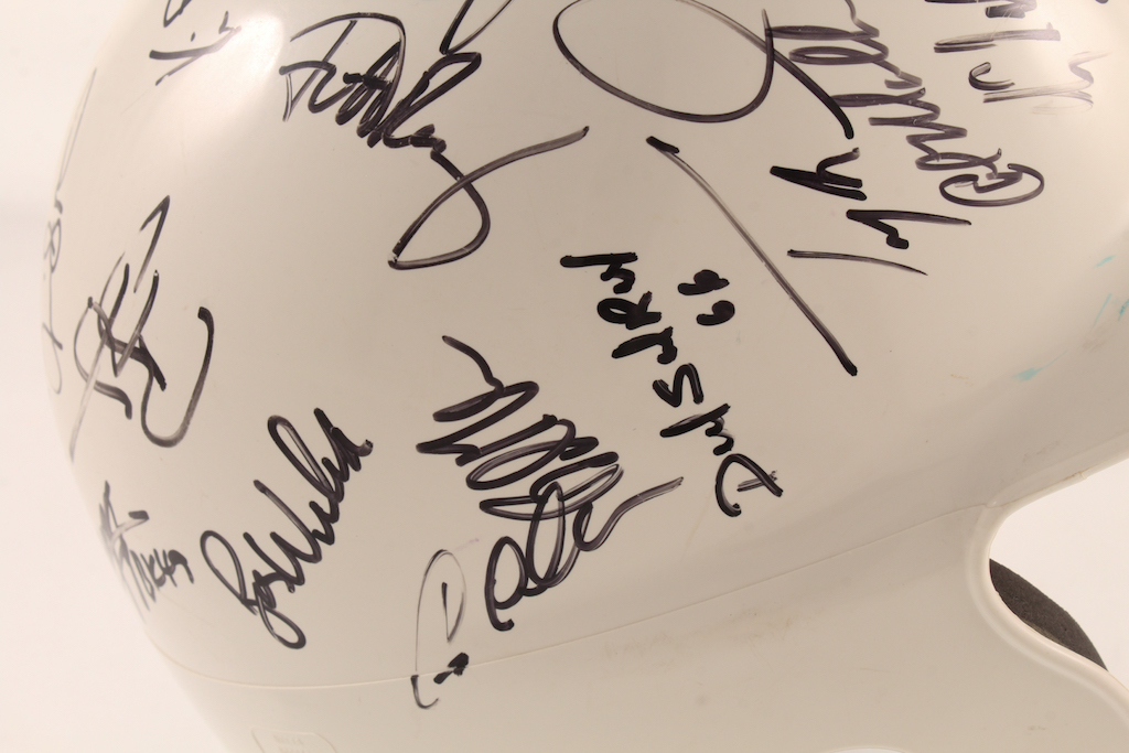 2001 Diamondbacks Full-Size Batting Helmet Team-Signed by (41) with Randy Johnson, Luis Gonzalez, Mike Morgan, Matt Williams, Craig Counsell, Steve Finley, Mark Grace (Beckett) at PristineAuction.com 2001 Diamondbacks Full-Size Batting Helmet Team-Signed by (41) with Randy Johnson, Luis Gonzalez, Mike Morgan, Matt Williams, Craig Counsell, Steve Finley, Mark Grace (Beckett) at PristineAuction.com