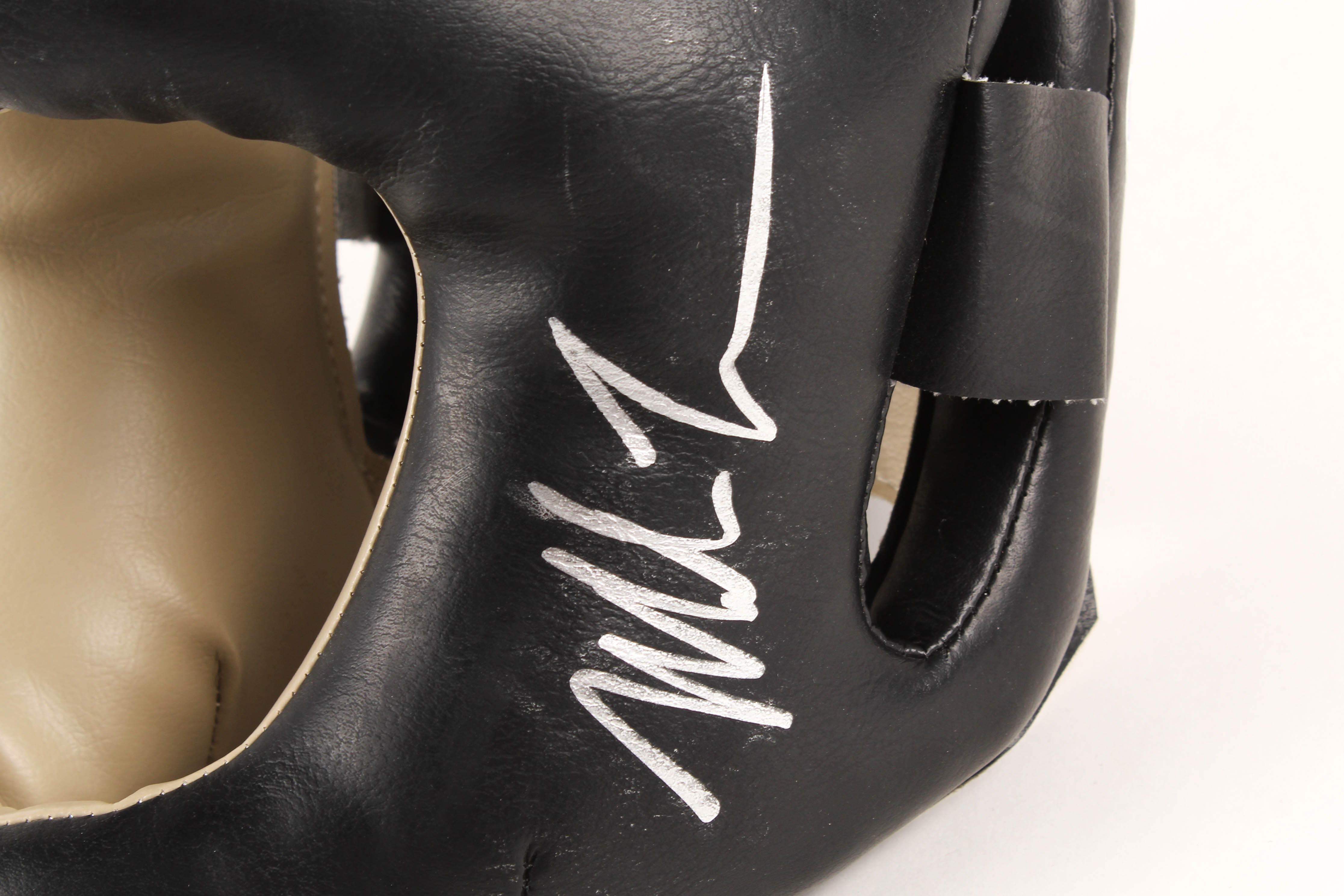 Mike Tyson Signed Everlast Boxing Headgear (PSA COA) at PristineAuction.com Mike Tyson Signed Everlast Boxing Headgear (PSA COA) at PristineAuction.com