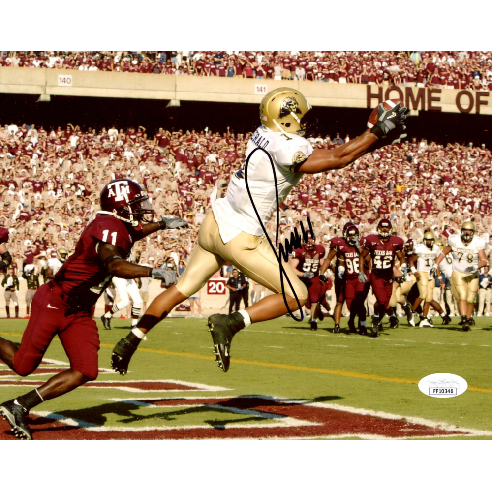 Larry Fitzgerald Signed Pittsburgh Panthers 8x10 Photo (JSA COA