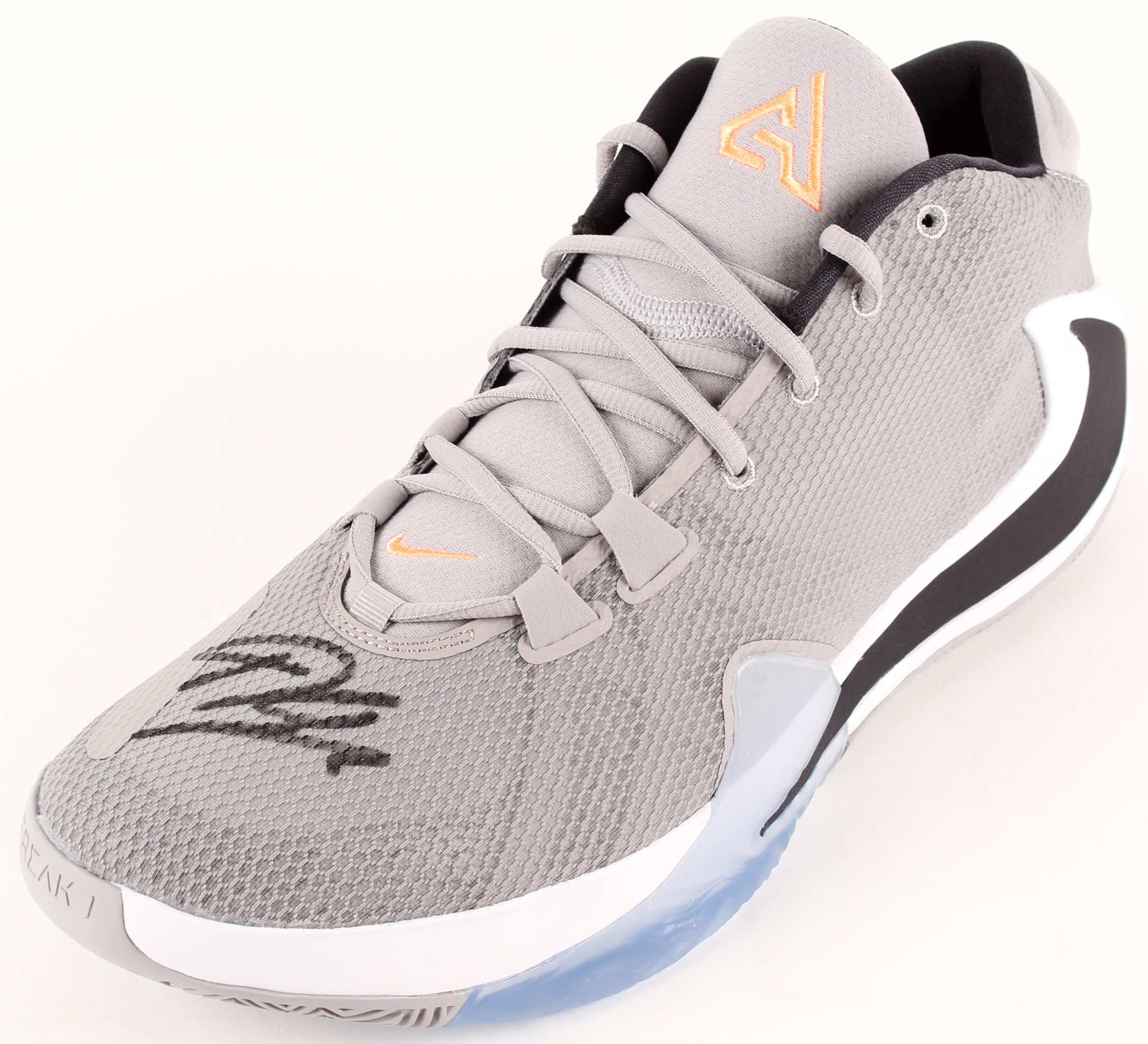 Giannis Antetokounmpo Signed Nike Basketball Shoe (JSA COA & Antetokounmpo Hologram) at PristineAuction.com Giannis Antetokounmpo Signed Nike Basketball Shoe (JSA COA & Antetokounmpo Hologram) at PristineAuction.com
