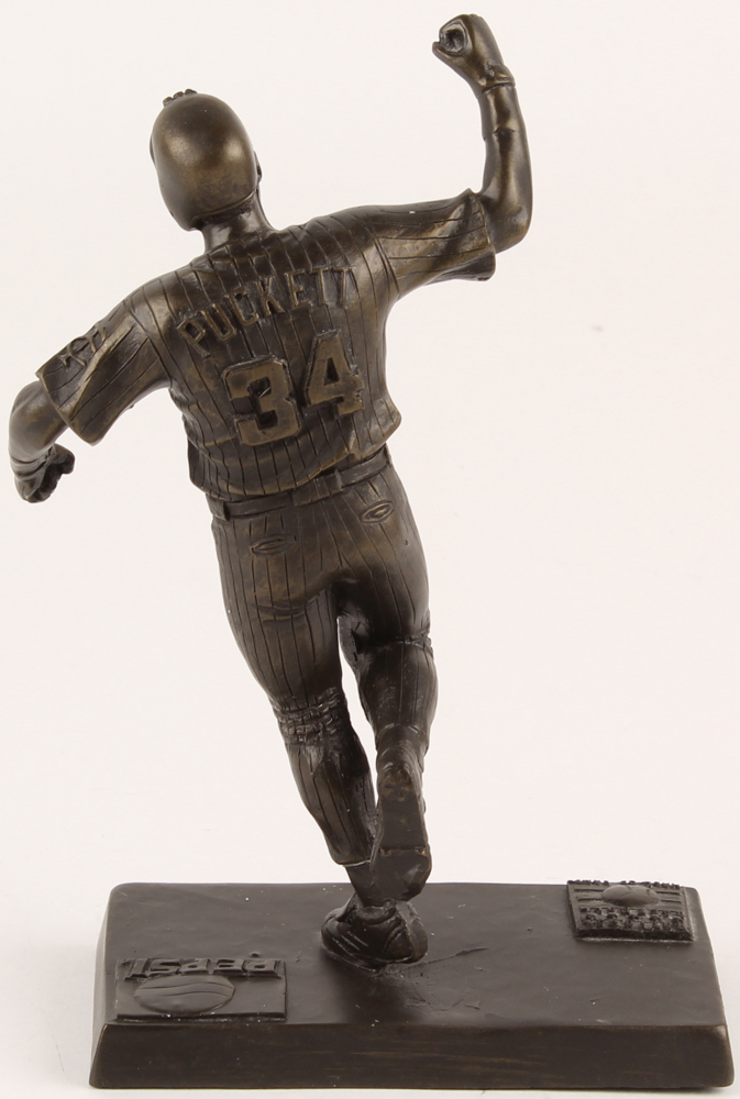 Kirby Puckett Twins Bronze Pepsi-Cola Statue Figurine at PristineAuction.com Kirby Puckett Twins Bronze Pepsi-Cola Statue Figurine at PristineAuction.com