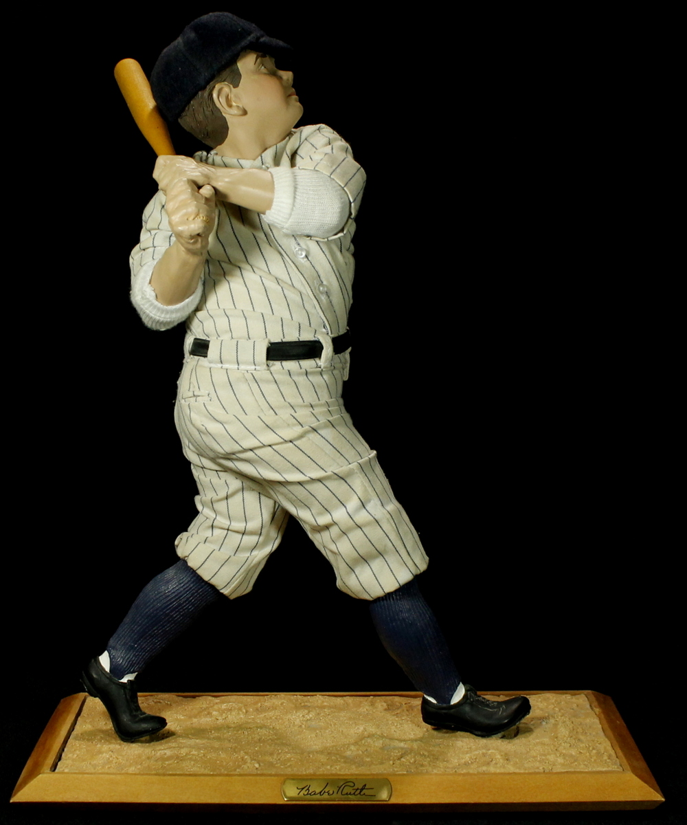 Babe Ruth 14" Ashton-Drake "Legends Series" LE Yankees Sculpture with Base at PristineAuction.com Babe Ruth 14" Ashton-Drake "Legends Series" LE Yankees Sculpture with Base at PristineAuction.com
