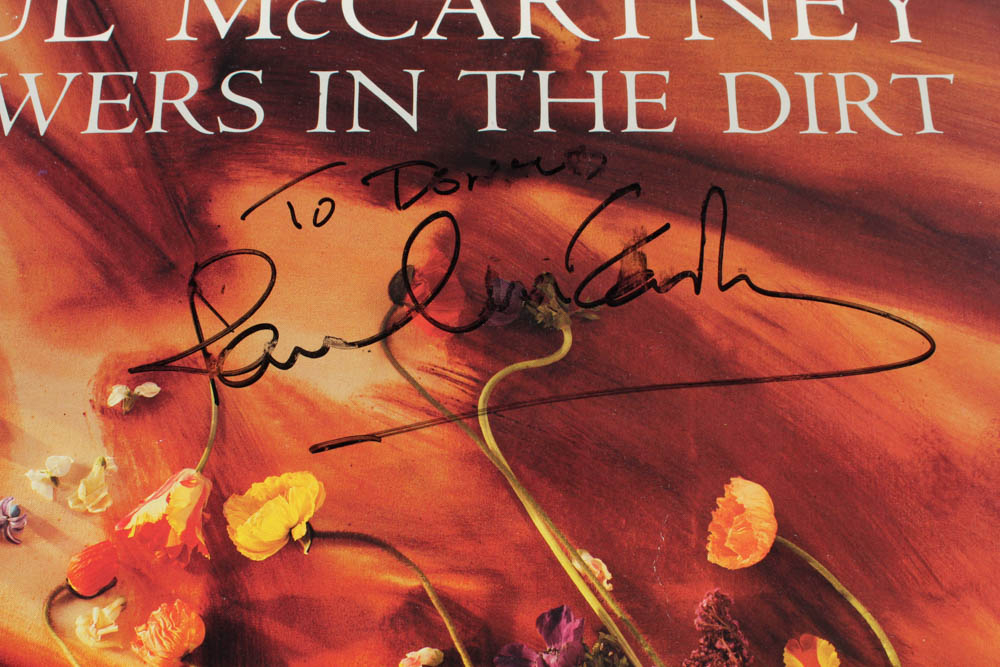Paul McCartney Signed "Flowers In The Dirt" Vinyl Record Album (JSA LOA) Pristine Auction