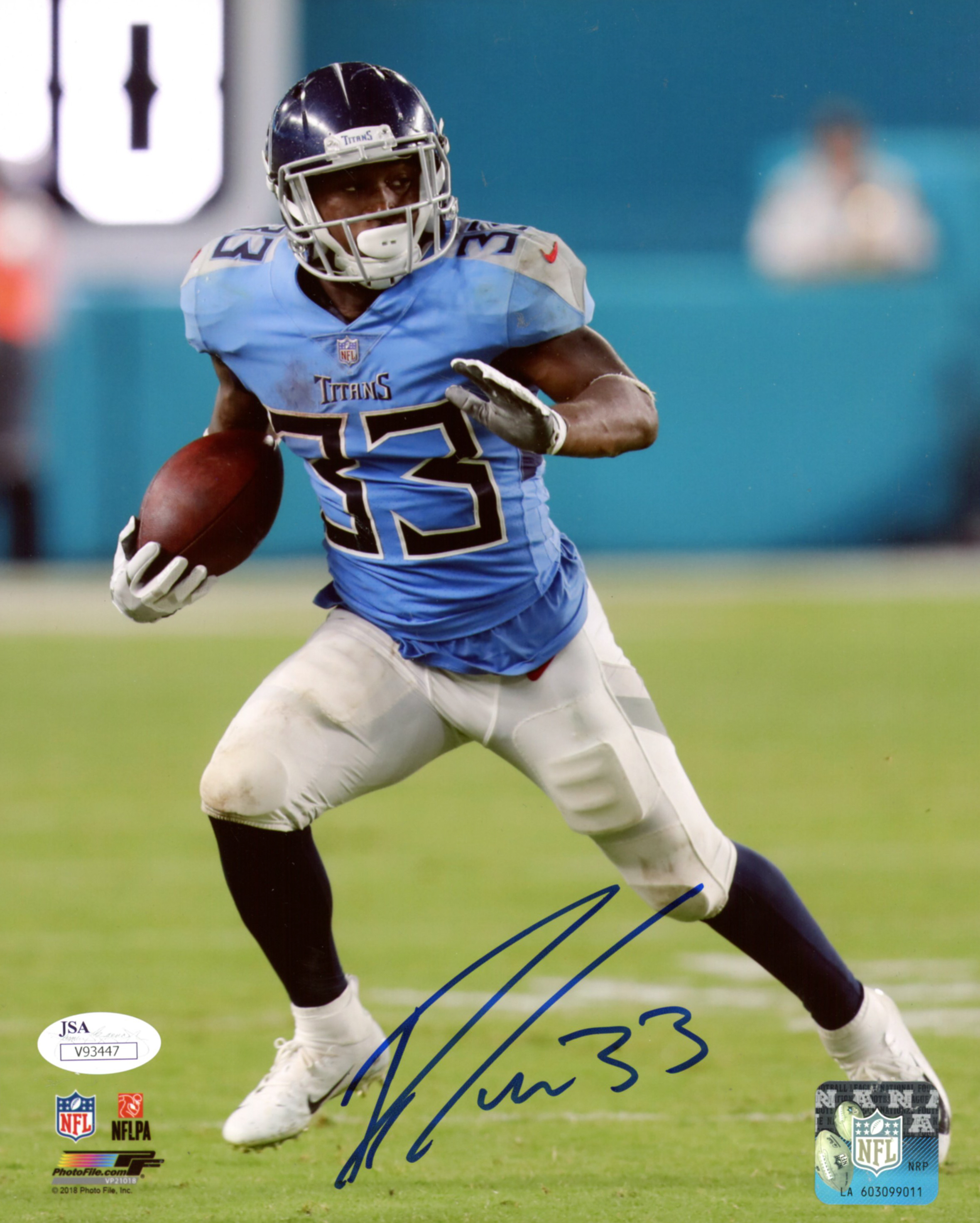 Dion Lewis Signed Titans 8x10 Photo (JSA COA) | Pristine Auction