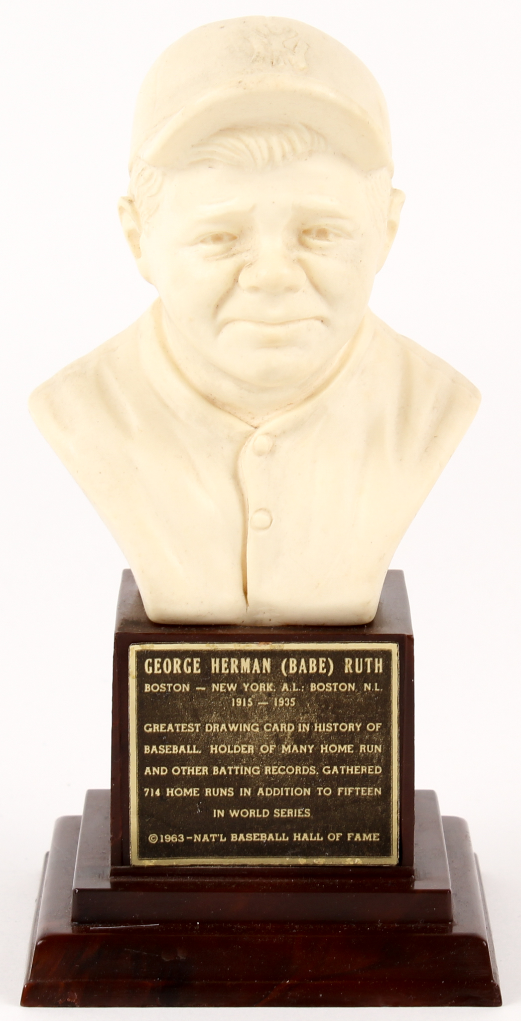 Vintage 1963 Babe Ruth 6.25" Hall of Fame Bust Figurine at PristineAuction.com Vintage 1963 Babe Ruth 6.25" Hall of Fame Bust Figurine at PristineAuction.com