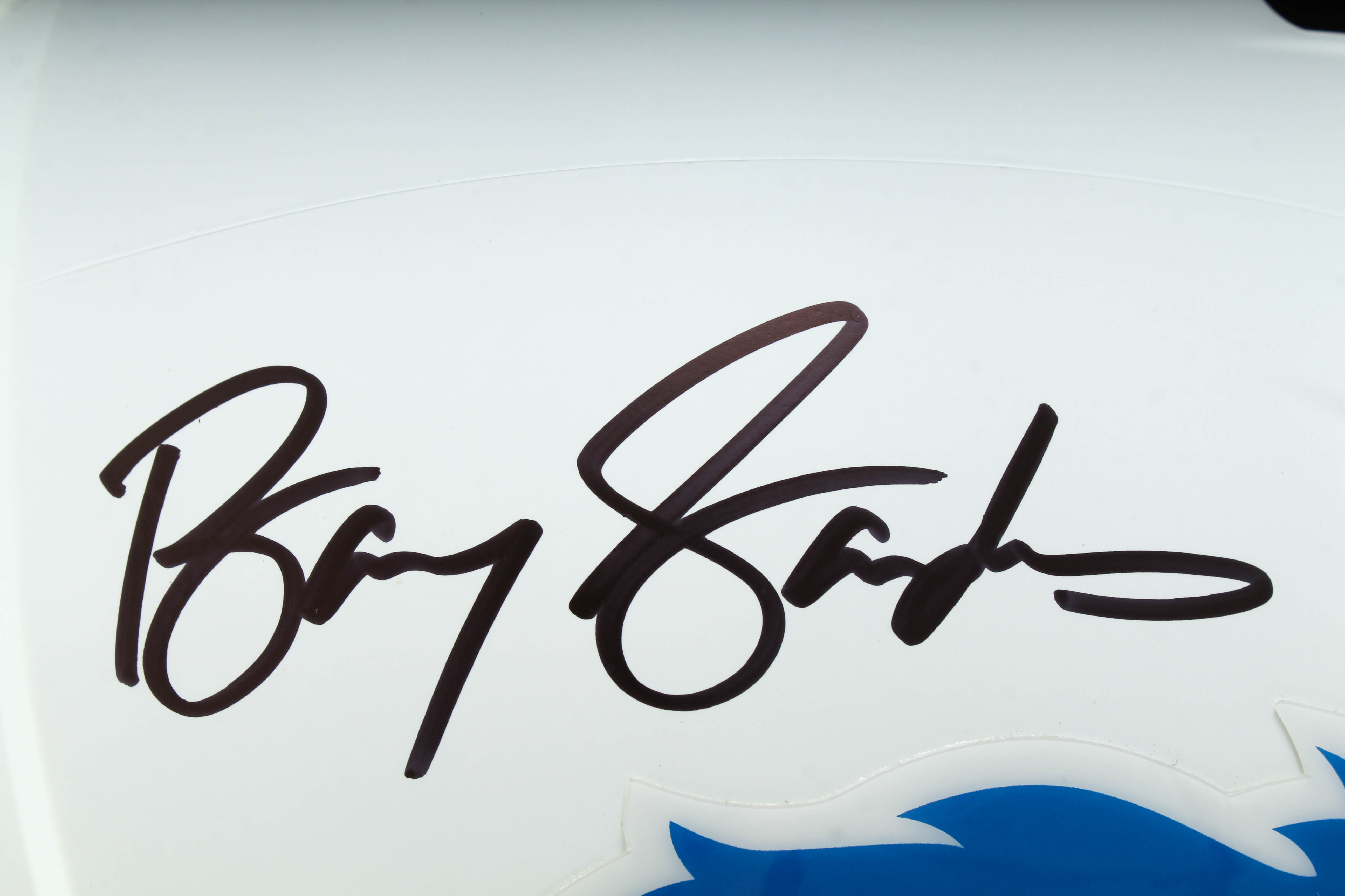 Barry Sanders Signed Lions Full-Size AMP Alternate Speed Helmet Inscribed "HOF 04" & "The Lion King" (Schwartz Sports Hologram) at PristineAuction.com Barry Sanders Signed Lions Full-Size AMP Alternate Speed Helmet Inscribed "HOF 04" & "The Lion King" (Schwartz Sports Hologram) at PristineAuction.com