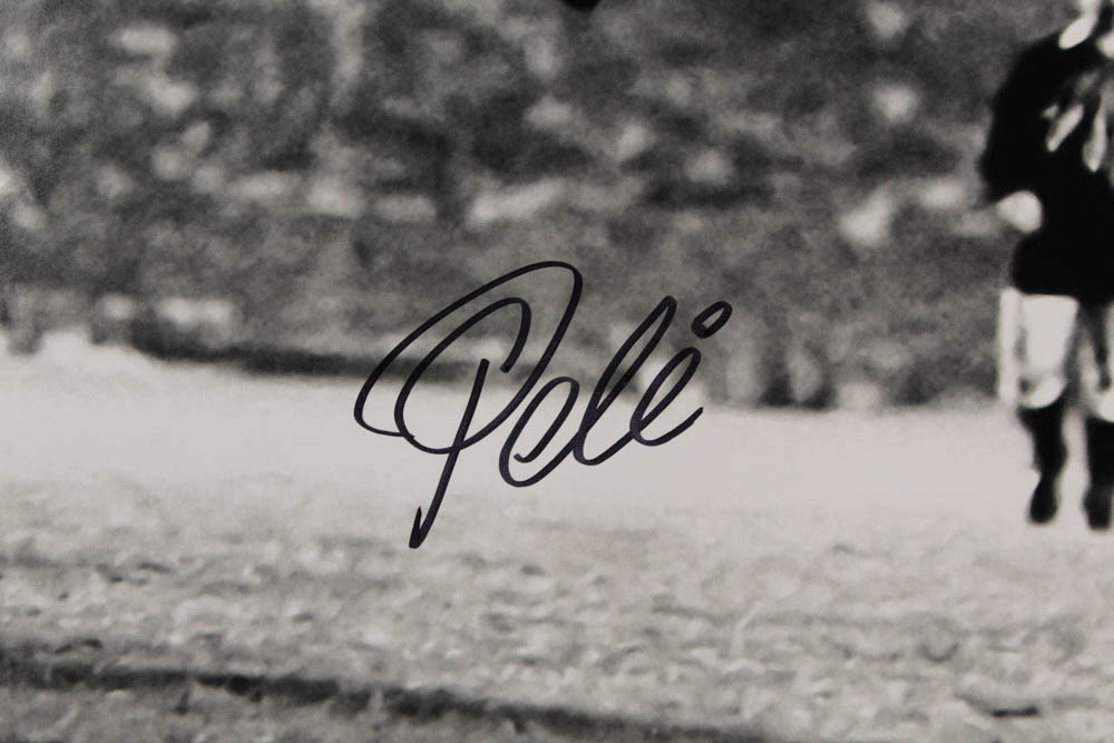 Pele Signed Team Brazil 16x20 Photo (PSA COA) at PristineAuction.com Pele Signed Team Brazil 16x20 Photo (PSA COA) at PristineAuction.com