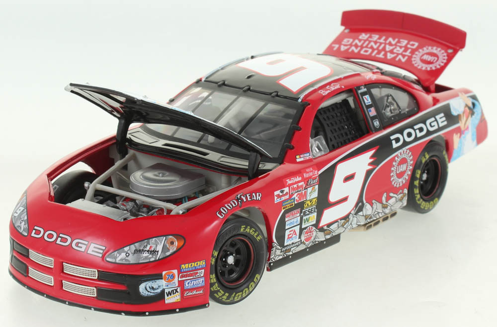 Bill Elliott LE #9 Dodge / Muppets 25th Anniversary NASCAR 2002 Intrepid 1:24 Scale Diecast Car at PristineAuction.com Bill Elliott LE #9 Dodge / Muppets 25th Anniversary NASCAR 2002 Intrepid 1:24 Scale Diecast Car at PristineAuction.com