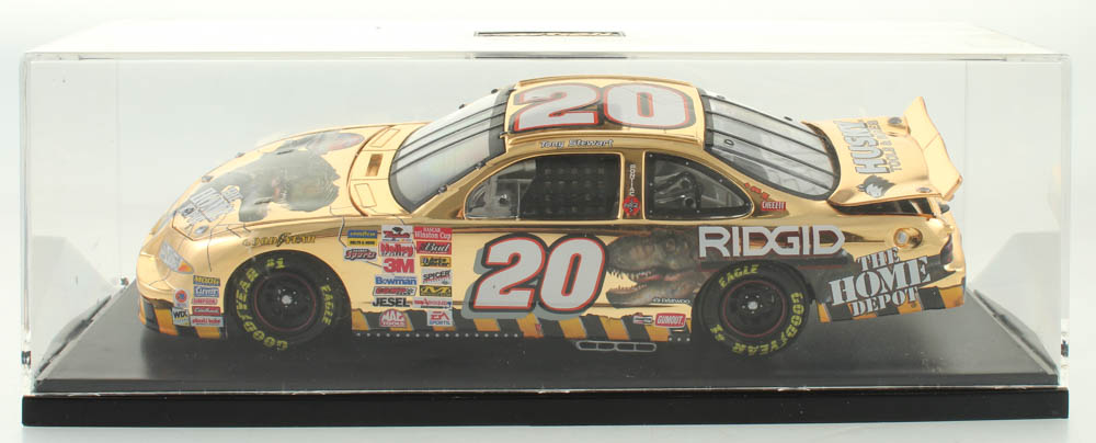 Tony Stewart LE #20 Home Depot / Jurassic Park III 2001 Grand Prix 24KT 1:24 Scale Die Cast Car at PristineAuction.com Tony Stewart LE #20 Home Depot / Jurassic Park III 2001 Grand Prix 24KT 1:24 Scale Die Cast Car at PristineAuction.com