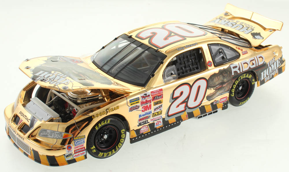 Tony Stewart LE #20 Home Depot / Jurassic Park III 2001 Grand Prix 24KT 1:24 Scale Die Cast Car at PristineAuction.com Tony Stewart LE #20 Home Depot / Jurassic Park III 2001 Grand Prix 24KT 1:24 Scale Die Cast Car at PristineAuction.com