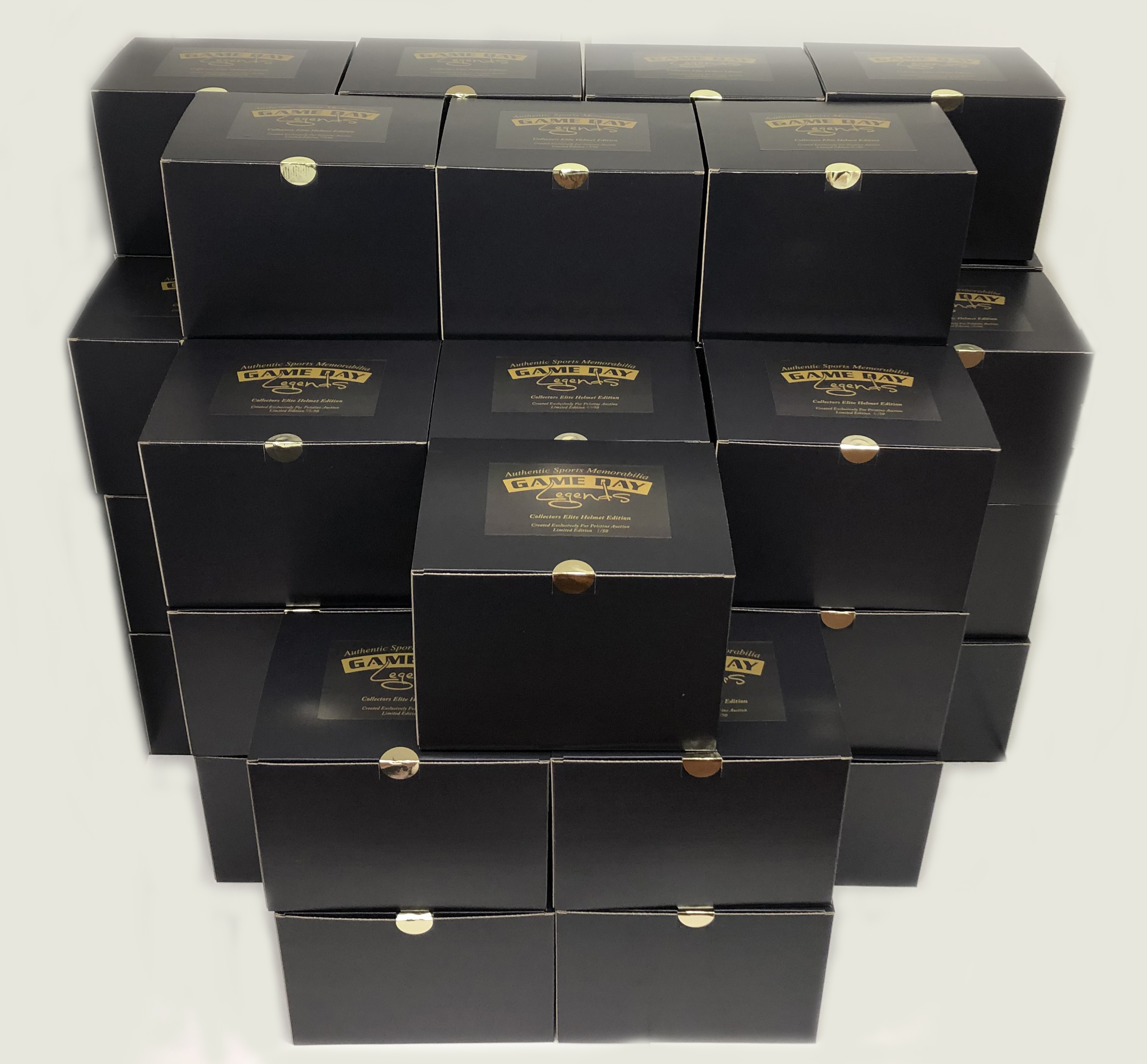 Game Day Legends Collector's Elite Breaker Box - Football Helmet Edition #41/50 at PristineAuction.com Game Day Legends Collector's Elite Breaker Box - Football Helmet Edition #41/50 at PristineAuction.com