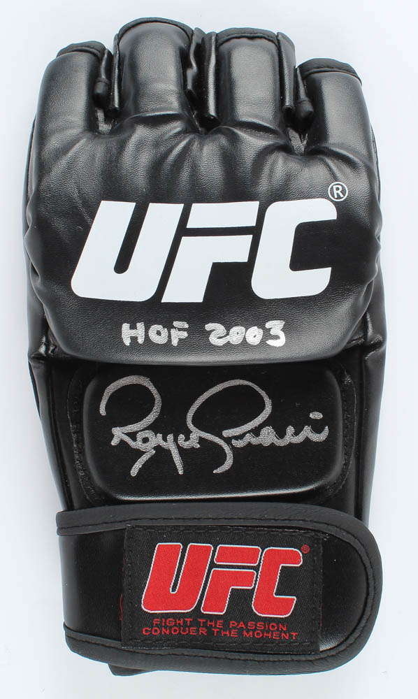 Royce Gracie Signed UFC Glove Inscribed "HOF 2003" (PA COA) at PristineAuction.com Royce Gracie Signed UFC Glove Inscribed "HOF 2003" (PA COA) at PristineAuction.com