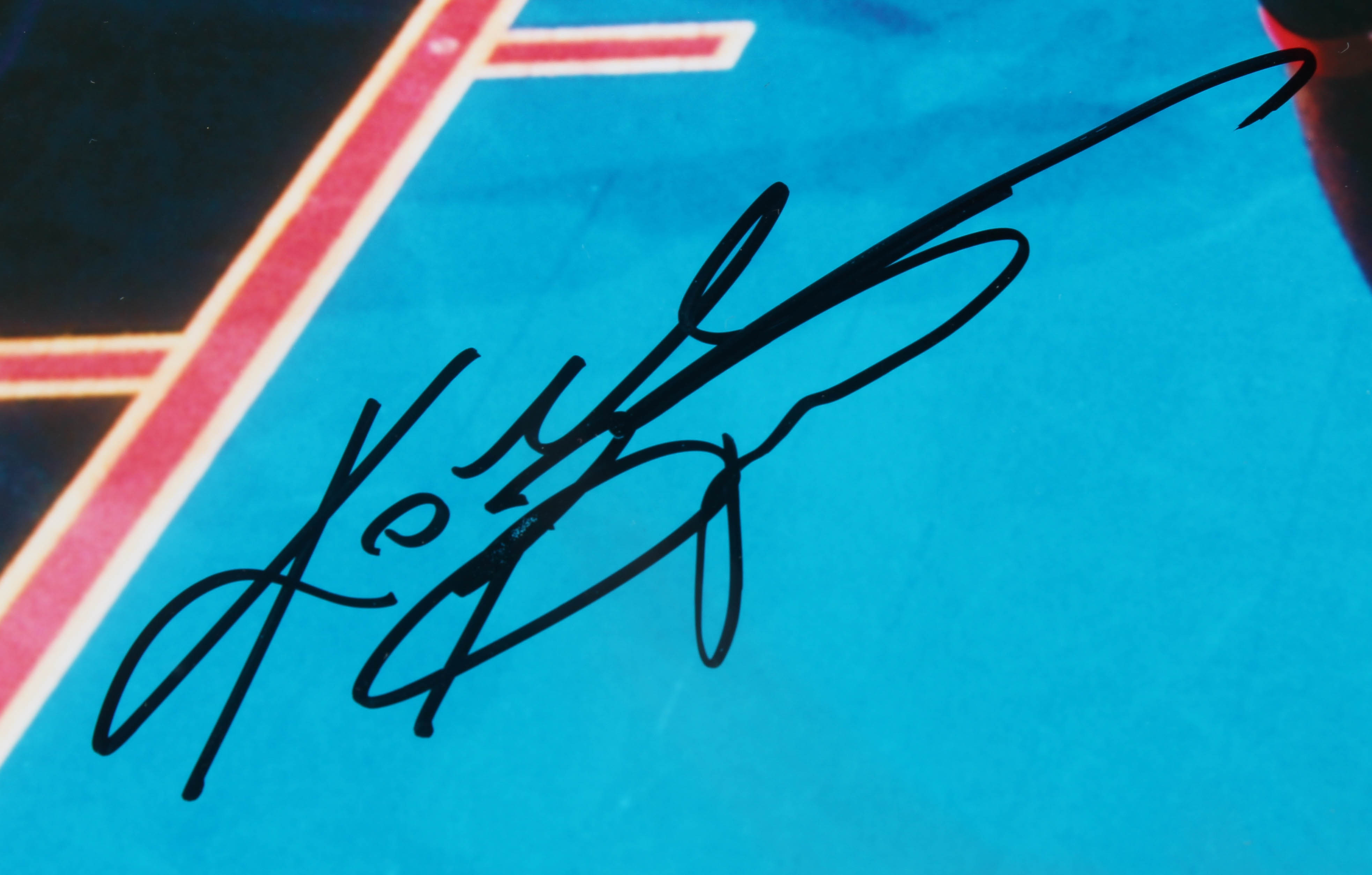 Kobe Bryant Signed Lakers 16x20 Photo (PSA COA) at PristineAuction.com Kobe Bryant Signed Lakers 16x20 Photo (PSA COA) at PristineAuction.com