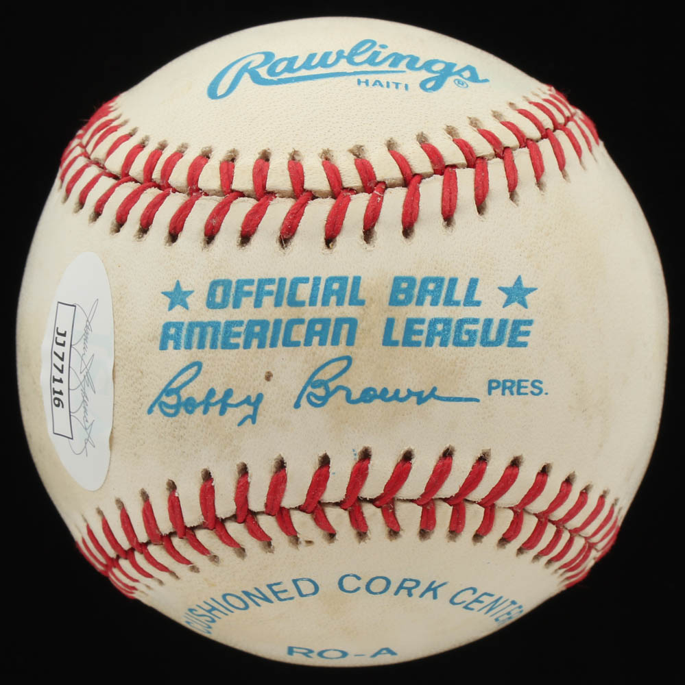 Whitey Ford Signed OAL Baseball (JSA COA) at PristineAuction.com Whitey Ford Signed OAL Baseball (JSA COA) at PristineAuction.com