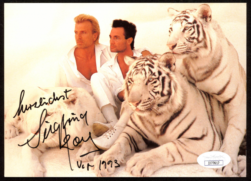 Siegfried & Roy Signed 5x7 Postcard (JSA COA) Pristine Auction