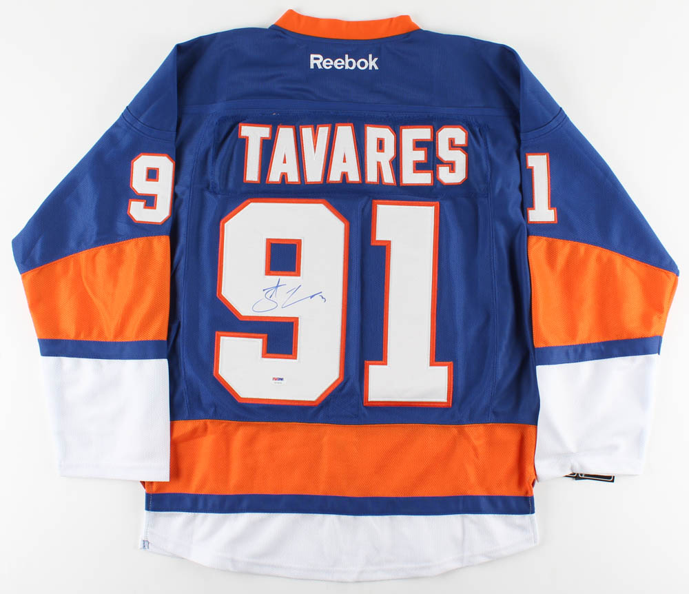 John Tavares Signed Islanders Captain Jersey (PSA COA) at PristineAuction.com John Tavares Signed Islanders Captain Jersey (PSA COA) at PristineAuction.com