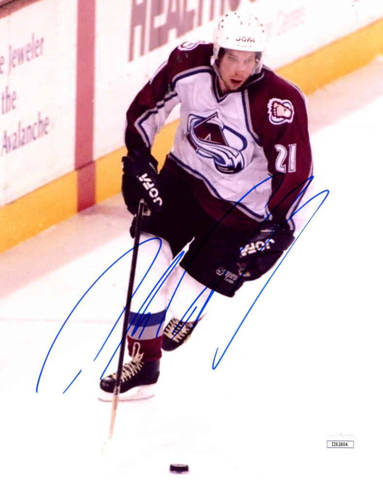 Peter Forsberg Signed Avalanche 8x10 Photo (JSA COA) Pristine Auction