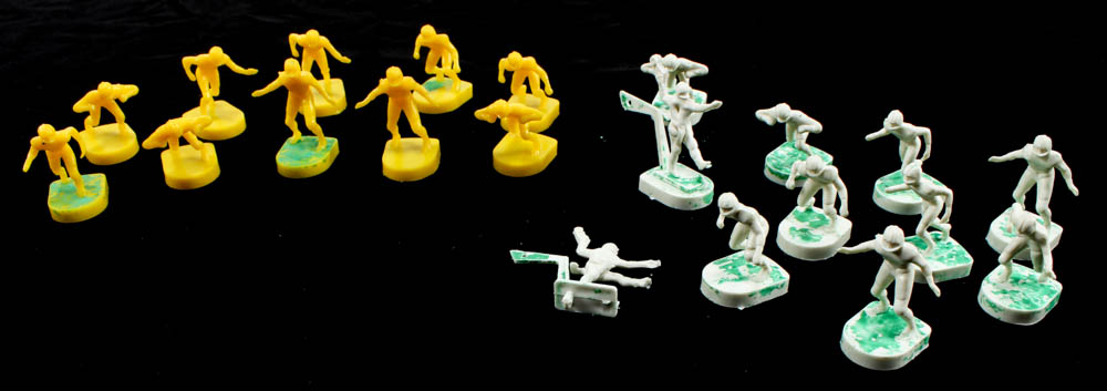 1968 Tudor Electric Football Board Game at PristineAuction.com 1968 Tudor Electric Football Board Game at PristineAuction.com