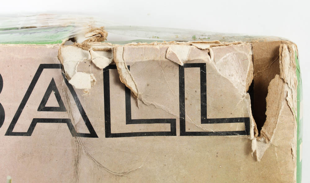 1968 Tudor Electric Football Board Game at PristineAuction.com 1968 Tudor Electric Football Board Game at PristineAuction.com