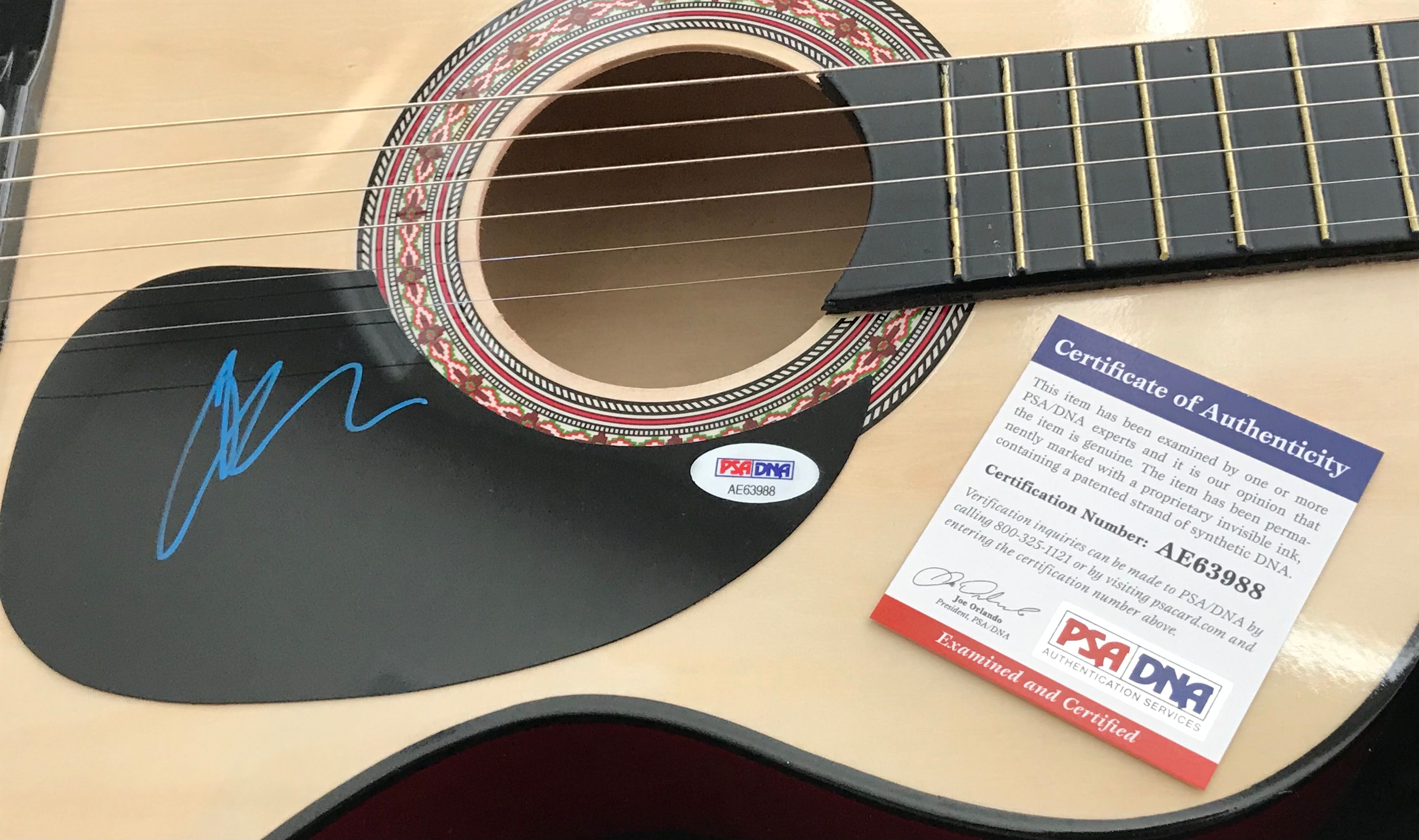 Chris Young Signed Full-Size Acoustic Guitar (PSA COA) at PristineAuction.com Chris Young Signed Full-Size Acoustic Guitar (PSA COA) at PristineAuction.com