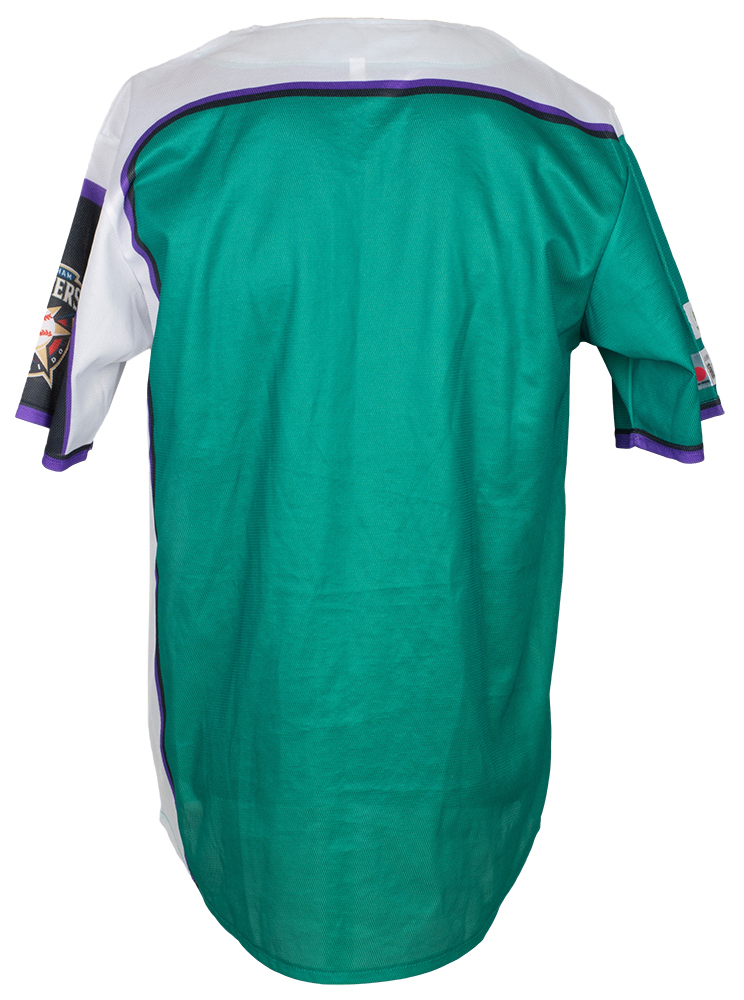 Shohei Ohtani Signed Jersey (Beckett LOA) at PristineAuction.com Shohei Ohtani Signed Jersey (Beckett LOA) at PristineAuction.com