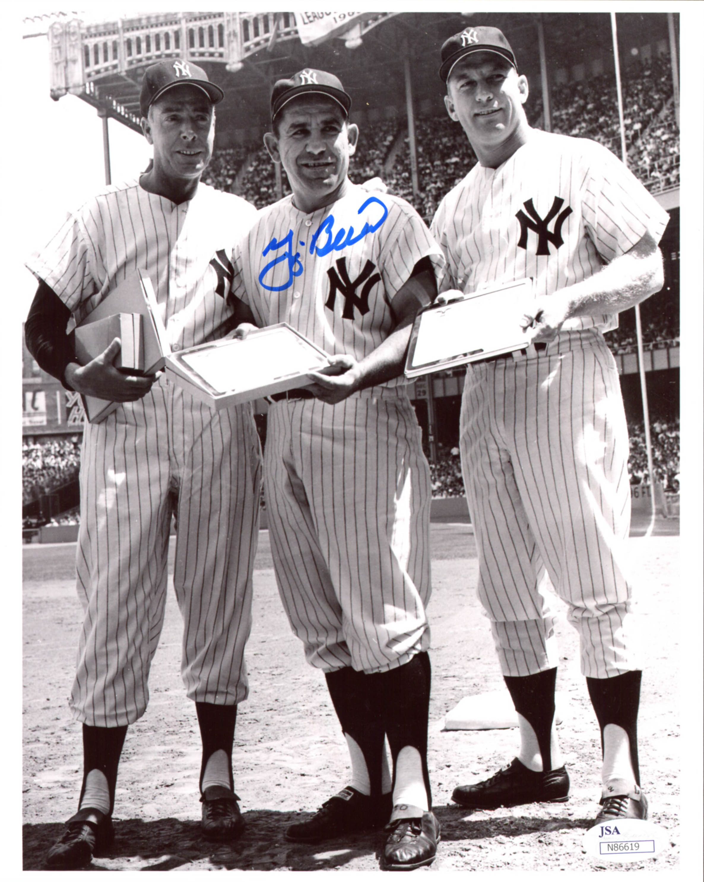 Yogi Berra Signed Yankees 8x10 Photo (JSA COA) at PristineAuction.com Yogi Berra Signed Yankees 8x10 Photo (JSA COA) at PristineAuction.com