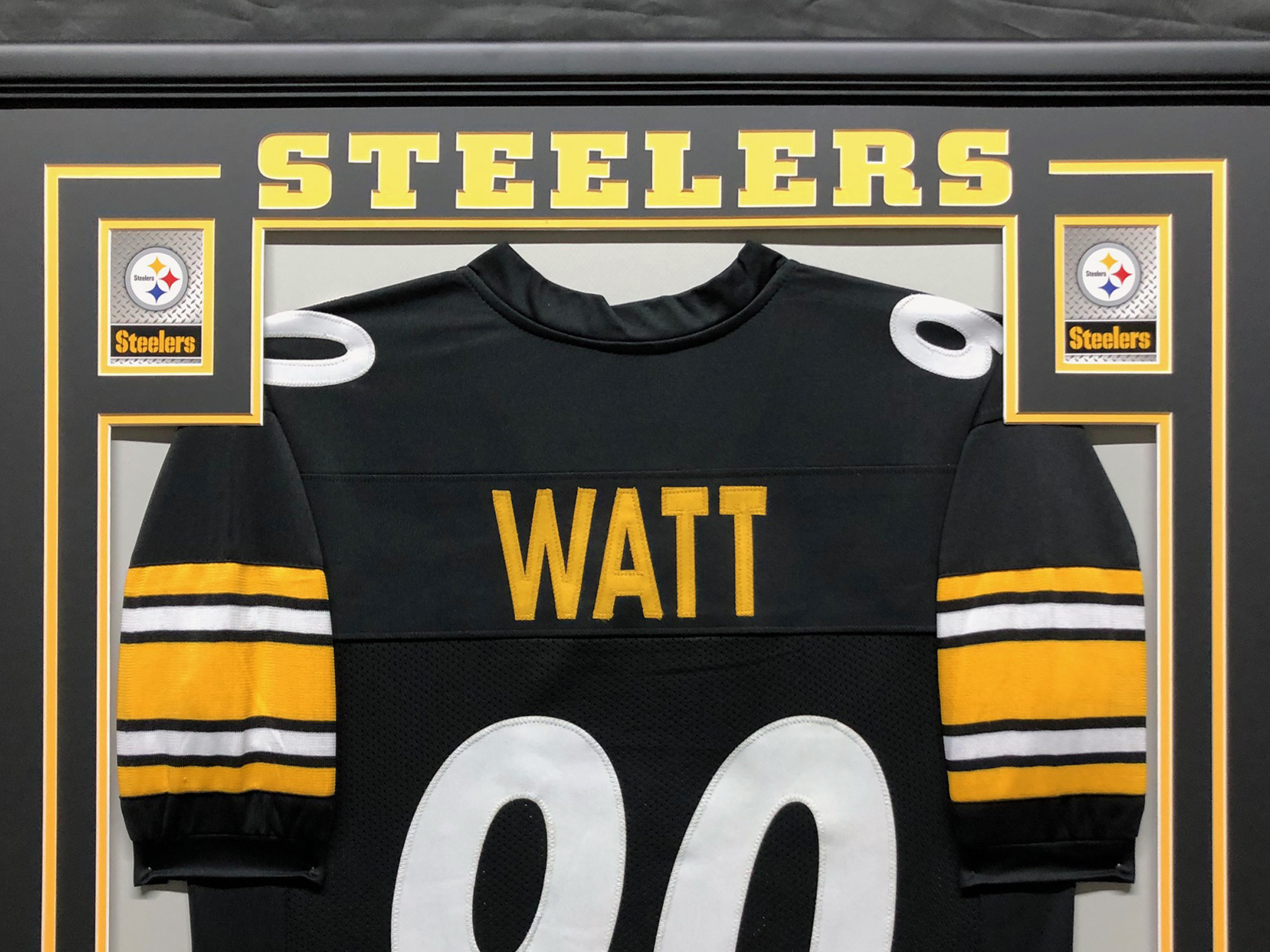 T.J. Watt Signed 34.5x42.5 Custom Framed Jersey (JSA COA) at PristineAuction.com T.J. Watt Signed 34.5x42.5 Custom Framed Jersey (JSA COA) at PristineAuction.com