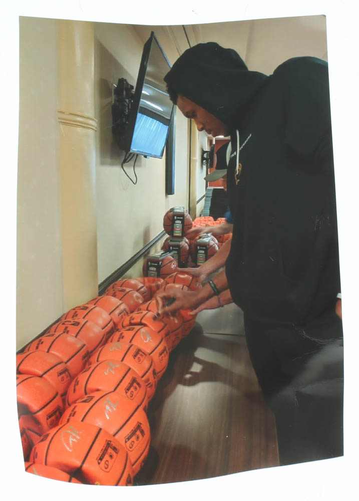 Giannis Antetounmpo Signed NBA Game Ball Series Basketball (Radtke) at PristineAuction.com Giannis Antetounmpo Signed NBA Game Ball Series Basketball (Radtke) at PristineAuction.com