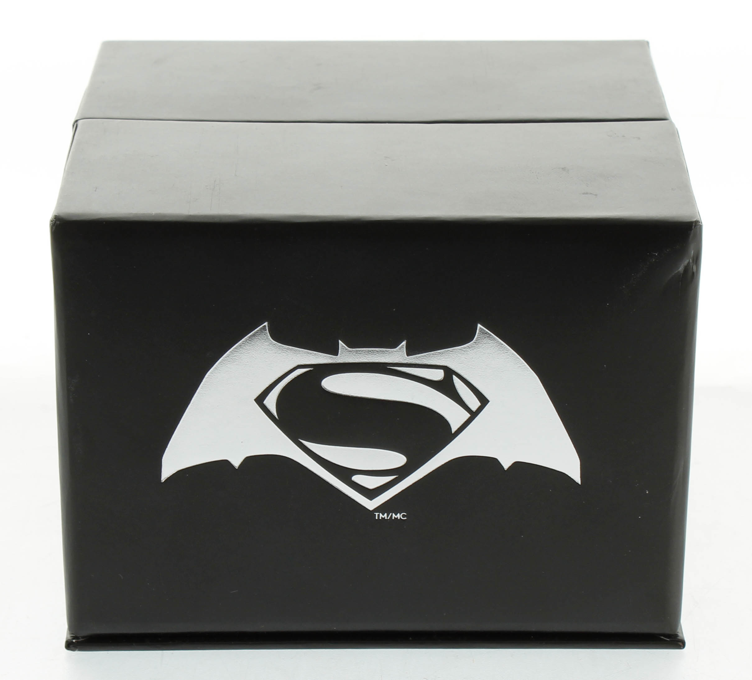2016 Batman vs. Superman: Dawn of Justice $30 Thirty Dollar 1 oz Fine Silver Colorized Coin with Display Box at PristineAuction.com 2016 Batman vs. Superman: Dawn of Justice $30 Thirty Dollar 1 oz Fine Silver Colorized Coin with Display Box at PristineAuction.com