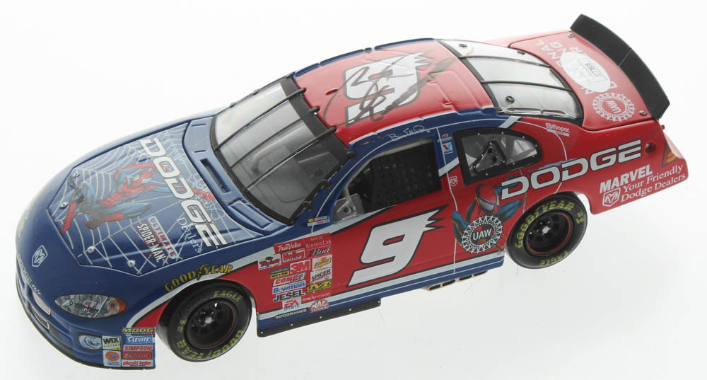 Bill Elliott Signed LE #9 Dodge / Spider-Man 2001 Intrepid R / T 1:24 Scale Die Cast Car & Box (JSA COA) at PristineAuction.com Bill Elliott Signed LE #9 Dodge / Spider-Man 2001 Intrepid R / T 1:24 Scale Die Cast Car & Box (JSA COA) at PristineAuction.com