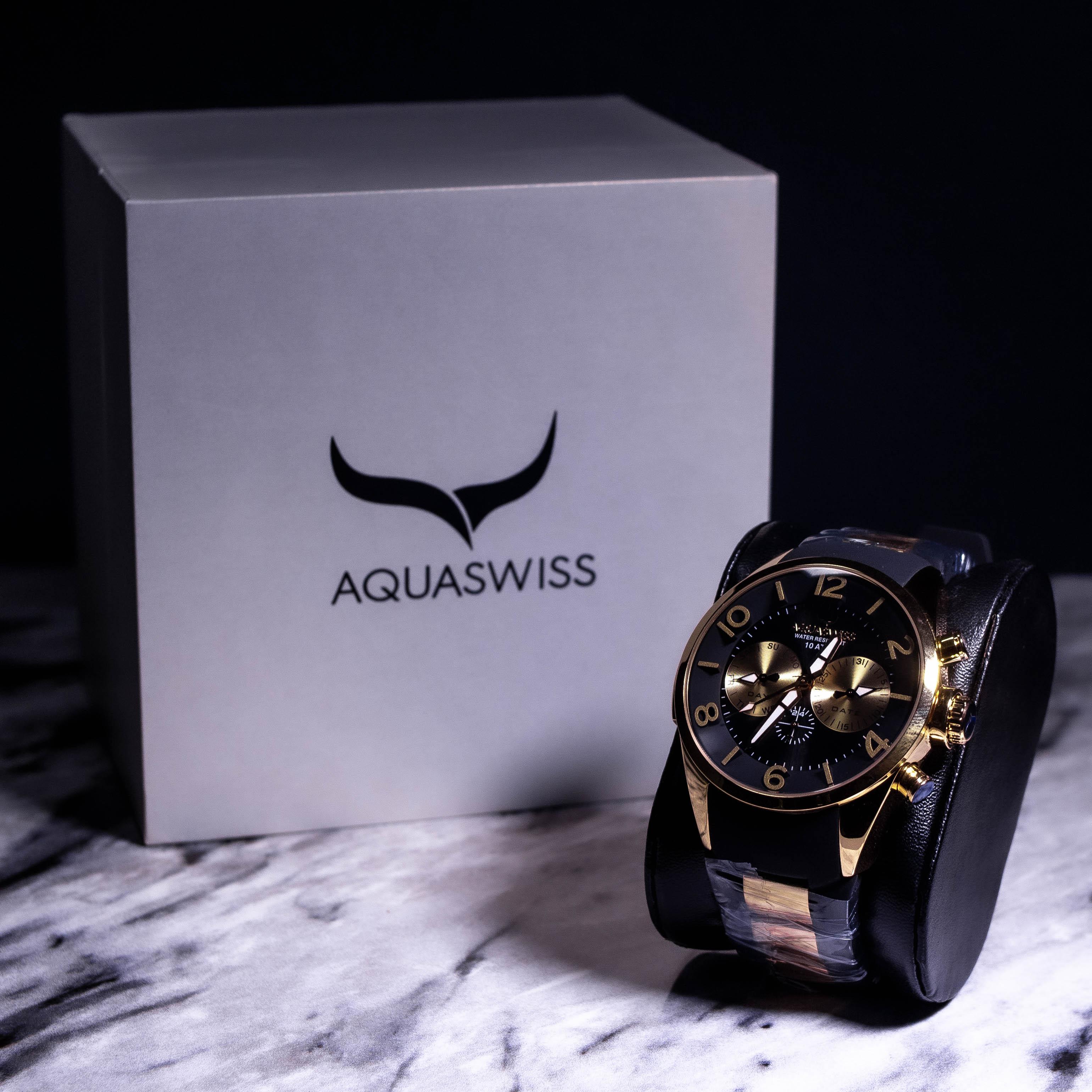 AQUASWISS Trax 5H Men’s Watch (New) at PristineAuction.com AQUASWISS Trax 5H Men’s Watch (New) at PristineAuction.com