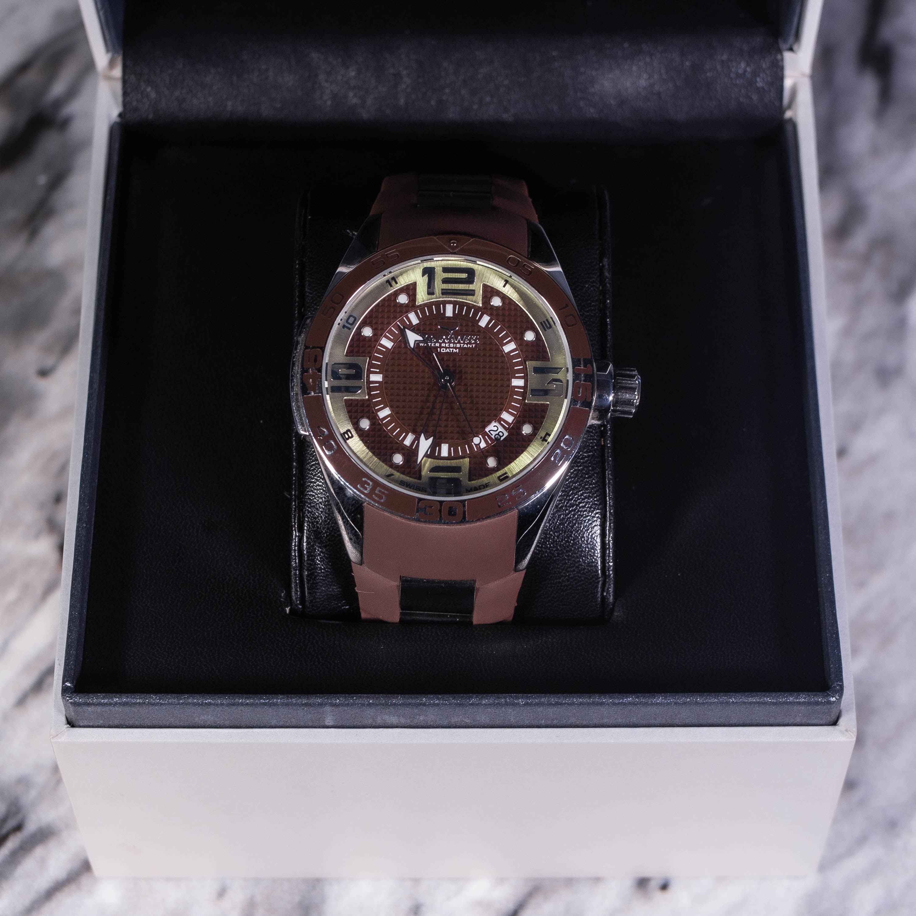 Aquaswiss Trax 3-PreOwned AQUASWISS TRAX 5H CHRONO SWISS GOLD COLORED DIAL SILICONE  main image 3