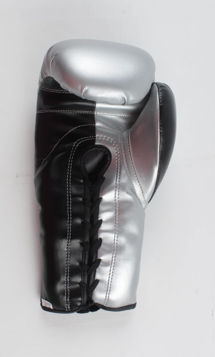 Mike Tyson Signed Boxing Glove (Fiterman Sports Hologram) at PristineAuction.com Mike Tyson Signed Boxing Glove (Fiterman Sports Hologram) at PristineAuction.com