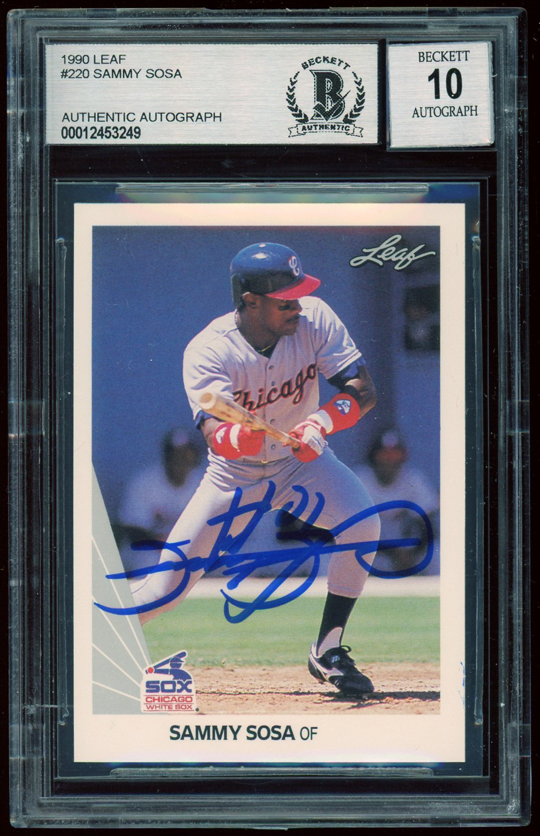 Sammy Sosa Signed 1990 Leaf #220 RC (BGS Encapsulated) (Autograph Graded 10) at PristineAuction.com Sammy Sosa Signed 1990 Leaf #220 RC (BGS Encapsulated) (Autograph Graded 10) at PristineAuction.com