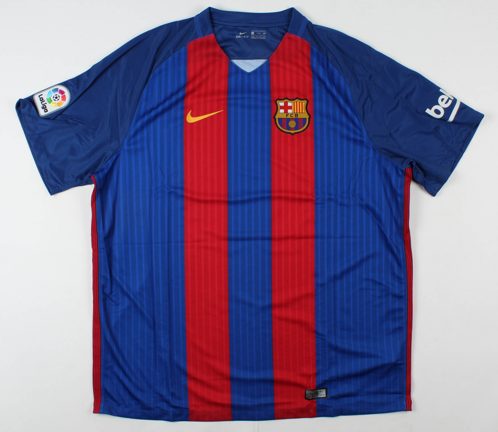 Lionel Messi Signed FC Barcelona Jersey Inscribed "Leo" (Beckett COA) at PristineAuction.com Lionel Messi Signed FC Barcelona Jersey Inscribed "Leo" (Beckett COA) at PristineAuction.com