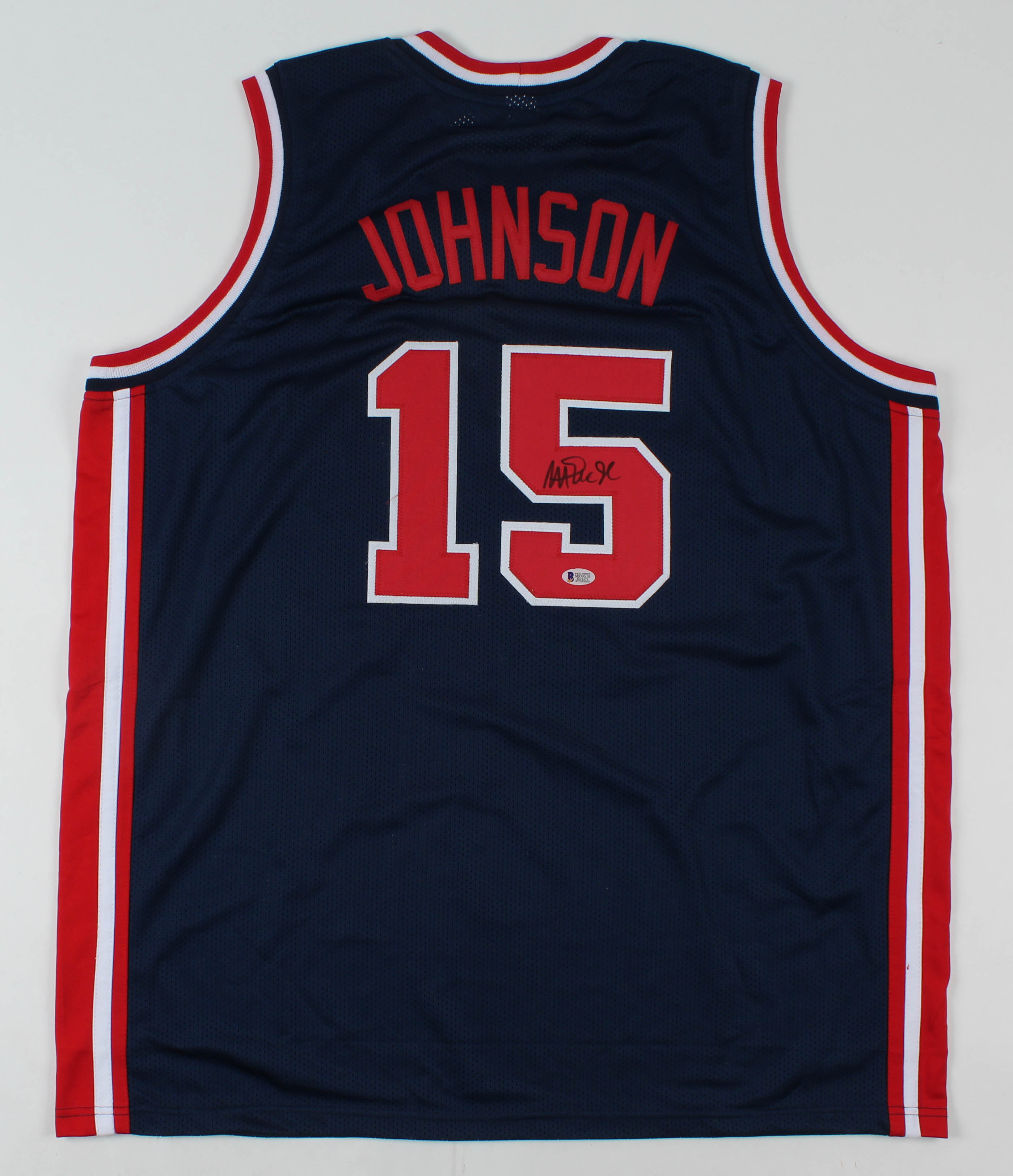 Magic Johnson Signed Jersey (Beckett COA) at PristineAuction.com Magic Johnson Signed Jersey (Beckett COA) at PristineAuction.com