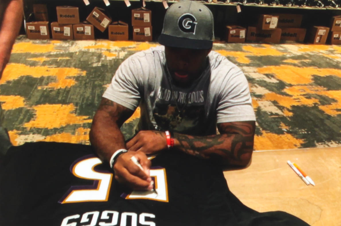 Terrell Suggs Signed Jersey (Radtke COA) at PristineAuction.com Terrell Suggs Signed Jersey (Radtke COA) at PristineAuction.com