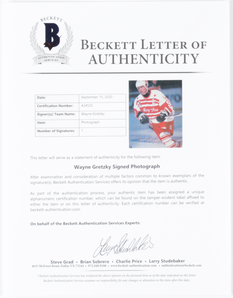 Wayne Gretzky Signed 11x14 Photo (Beckett LOA) at PristineAuction.com Wayne Gretzky Signed 11x14 Photo (Beckett LOA) at PristineAuction.com