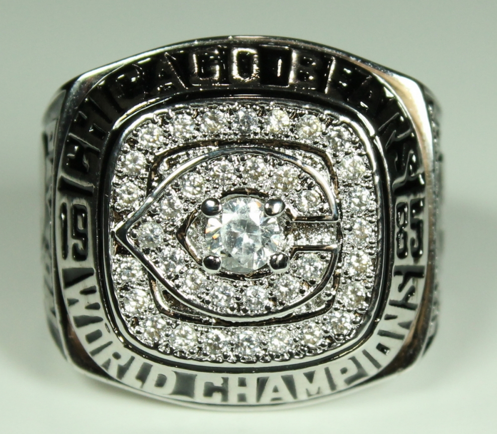 Walter Payton Chicago Bears High Quality Replica 1985 Super Bowl XX Championship Ring with Cherry Wood Display Box at PristineAuction.com Walter Payton Chicago Bears High Quality Replica 1985 Super Bowl XX Championship Ring with Cherry Wood Display Box at PristineAuction.com