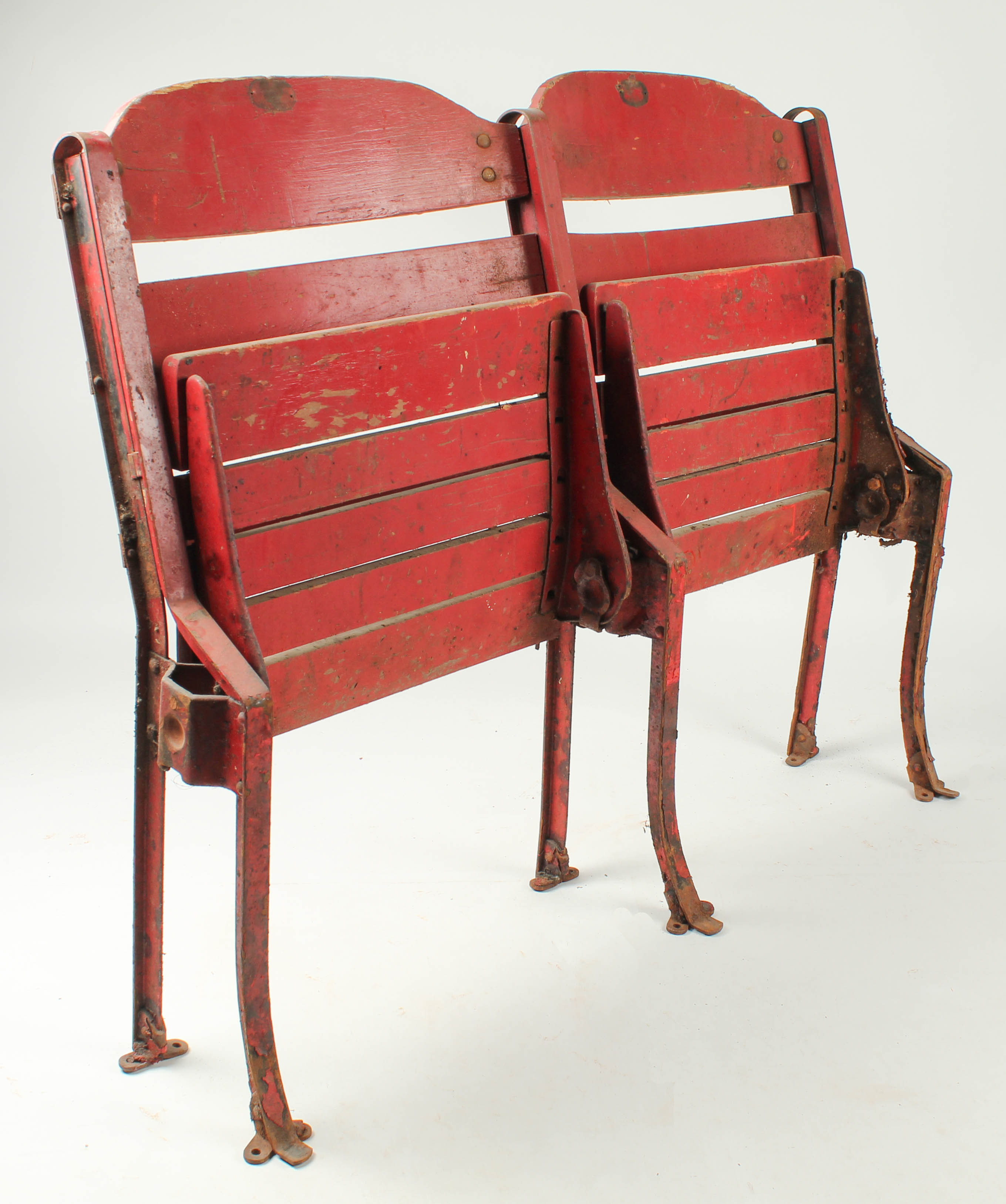 Original Joe Louis Arena Authentic Seats (DC Sports COA) at PristineAuction.com Original Joe Louis Arena Authentic Seats (DC Sports COA) at PristineAuction.com