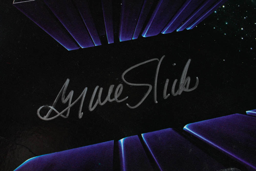 Grace Slick & David Freiberg Signed Jefferson Airplane "Earth" Vinyl Record Album (JSA COA) at PristineAuction.com Grace Slick & David Freiberg Signed Jefferson Airplane "Earth" Vinyl Record Album (JSA COA) at PristineAuction.com