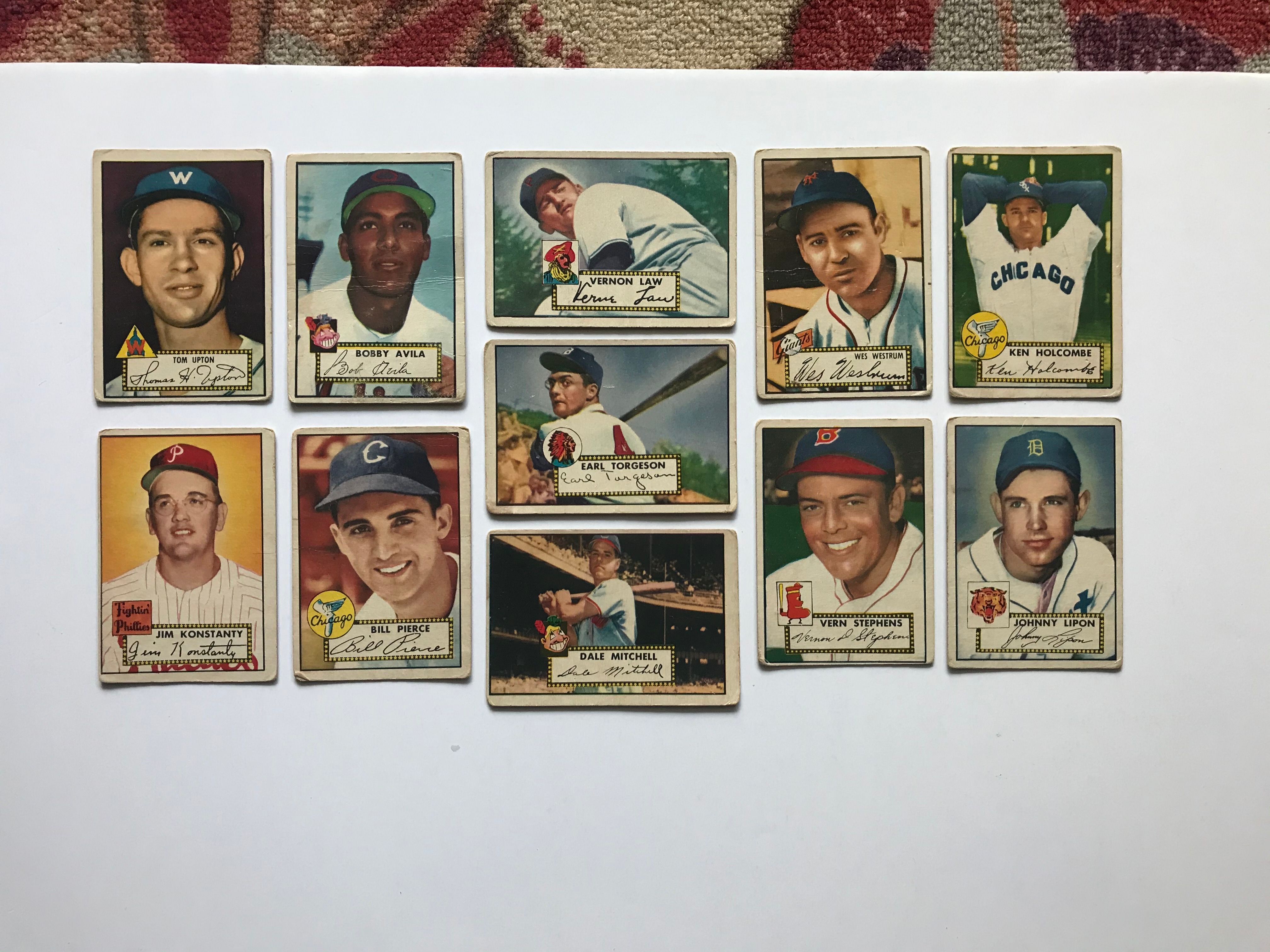 Lot of (11) 1952 Topps Baseball Cards With Vernon Law #81, Bobby Avila #257, Vern Stephens #84, Johnny Lipon #89 at PristineAuction.com Lot of (11) 1952 Topps Baseball Cards With Vernon Law #81, Bobby Avila #257, Vern Stephens #84, Johnny Lipon #89 at PristineAuction.com