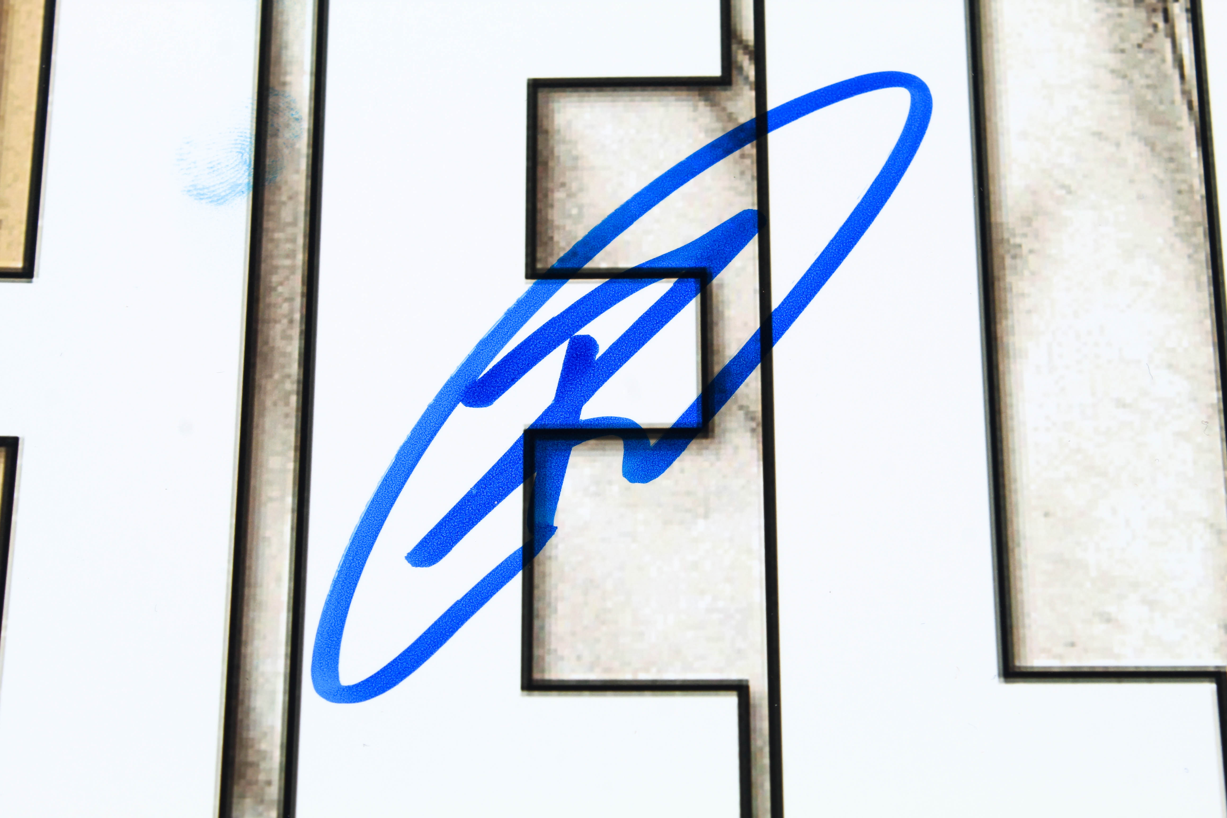 Robert J. O'Neill Signed Time 11x14 Photo (PSA COA) at PristineAuction.com Robert J. O'Neill Signed Time 11x14 Photo (PSA COA) at PristineAuction.com