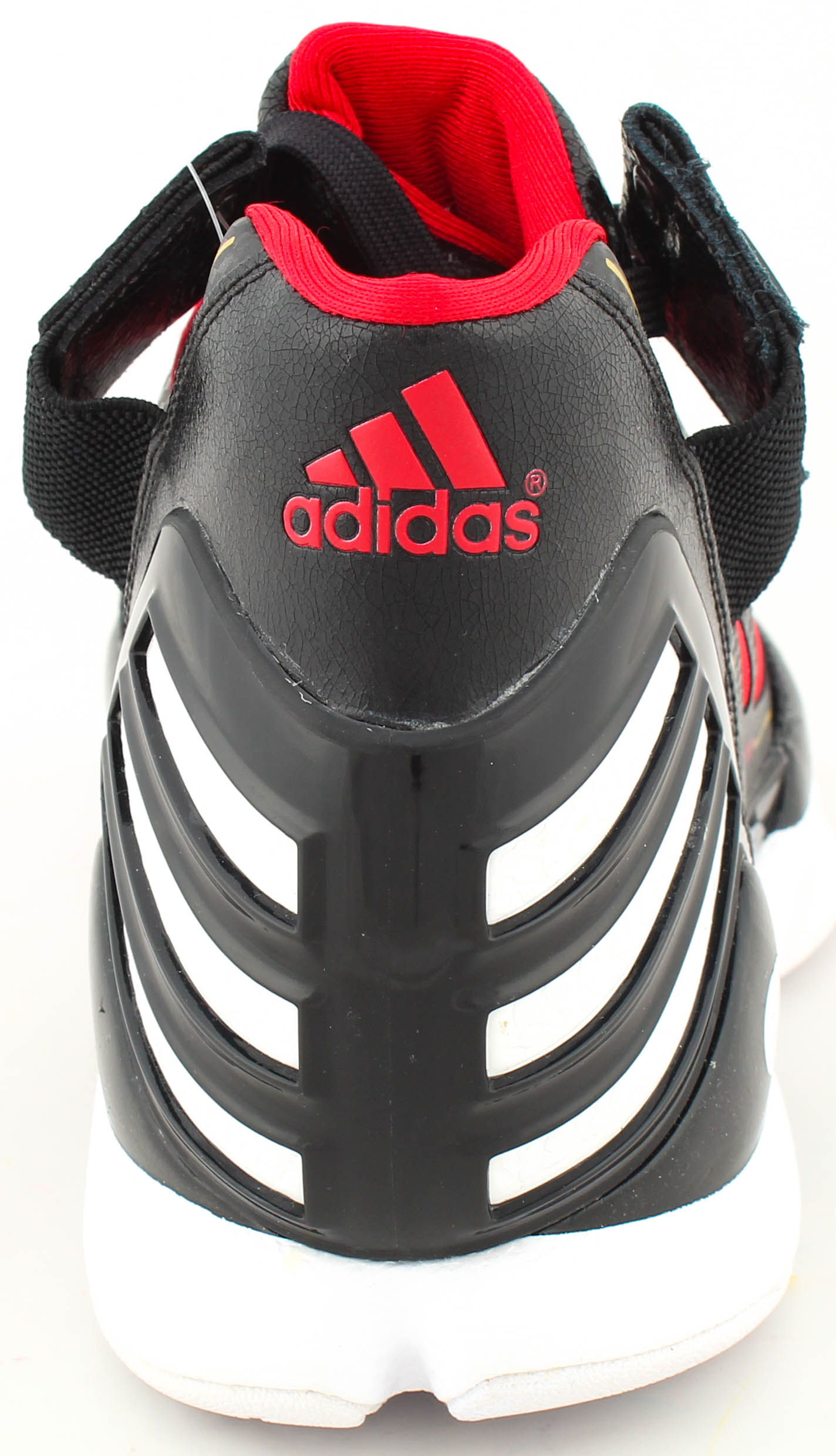 Derrick Rose Signed Basketball Shoe (JSA COA & Rose Hologram) at PristineAuction.com Derrick Rose Signed Basketball Shoe (JSA COA & Rose Hologram) at PristineAuction.com