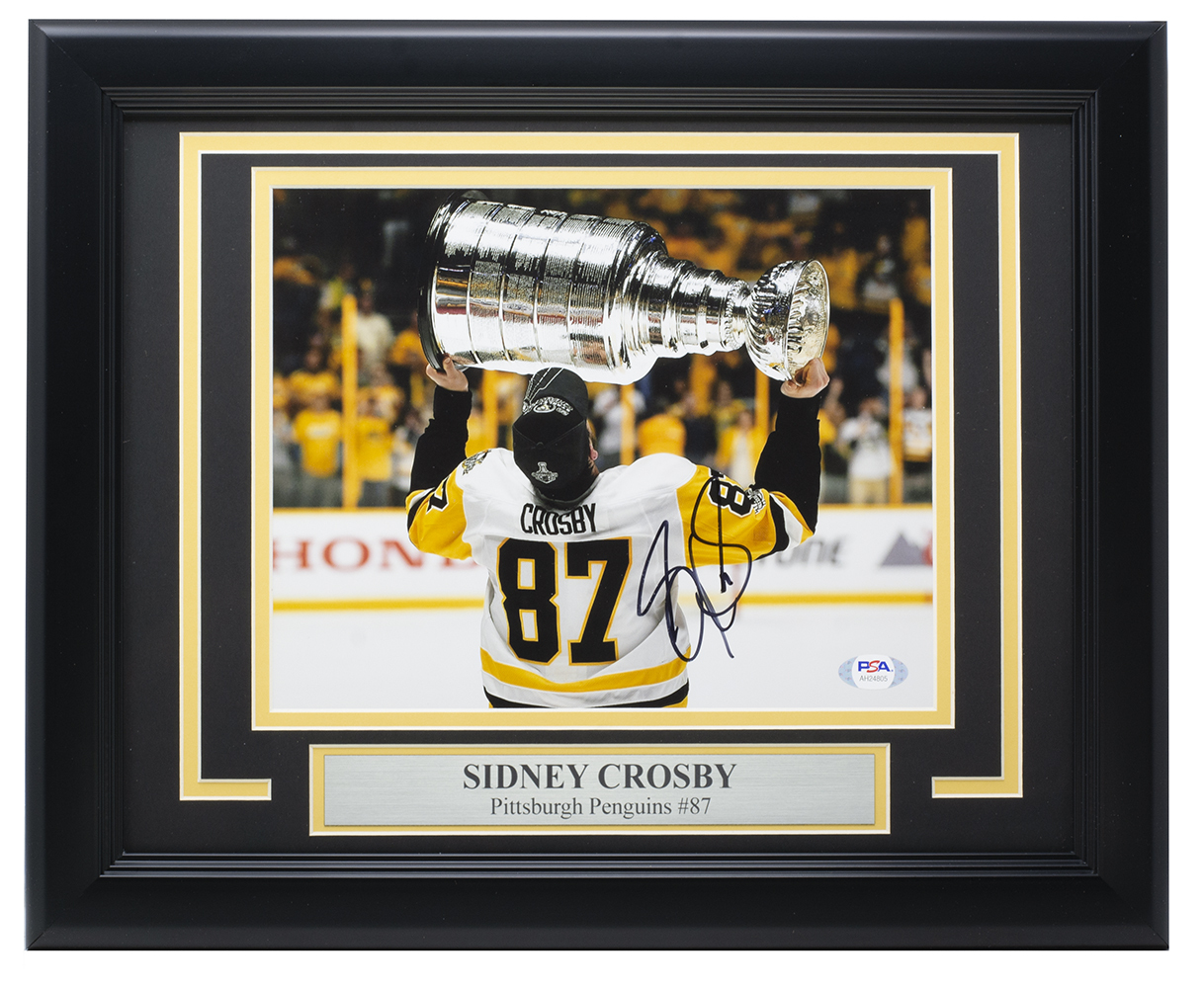 Sidney Crosby Signed Penguins 11x14 Custom Framed Photo Display (PSA COA) at PristineAuction.com Sidney Crosby Signed Penguins 11x14 Custom Framed Photo Display (PSA COA) at PristineAuction.com