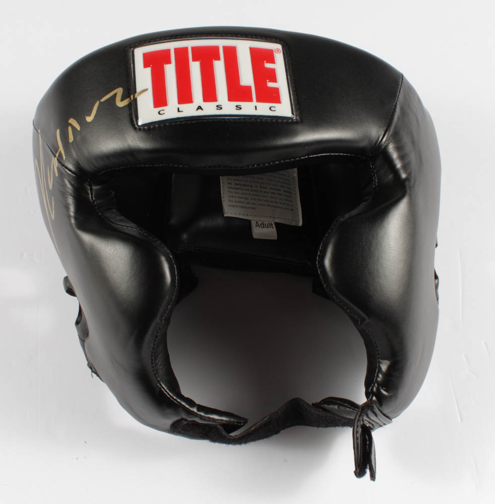 Julio Cesar Chavez Signed Title Classic Headgear (Beckett COA) at PristineAuction.com Julio Cesar Chavez Signed Title Classic Headgear (Beckett COA) at PristineAuction.com