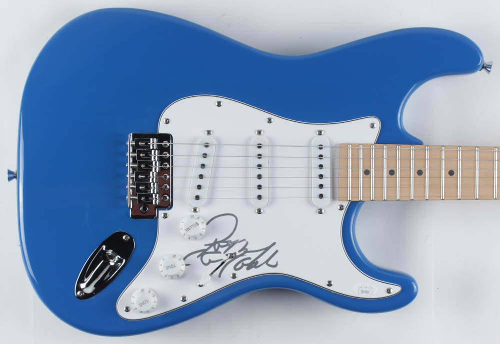 Peter Cetera Signed 39" Electric Guitar (JSA COA) at PristineAuction.com Peter Cetera Signed 39" Electric Guitar (JSA COA) at PristineAuction.com