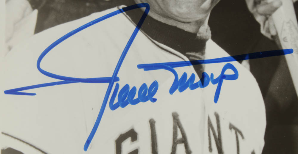 Willie Mays & Ernie Banks Signed 8x10 Photo (JSA COA) at PristineAuction.com Willie Mays & Ernie Banks Signed 8x10 Photo (JSA COA) at PristineAuction.com