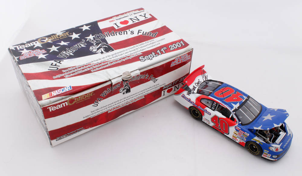 Robert O'Neill Signed #40 American Pride 2001 Intrepid R/T 1:24 Diecast Car Inscribed "Never Quit!" (PSA COA) at PristineAuction.com Robert O'Neill Signed #40 American Pride 2001 Intrepid R/T 1:24 Diecast Car Inscribed "Never Quit!" (PSA COA) at PristineAuction.com